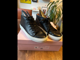 Minna Parikka Bunny Sneaks+laatikko +Dustbag