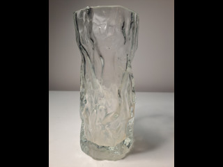 Maljakko signeerauksella Tauno Wirkkala