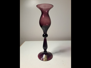 Kumelan liila kynttilänjalka