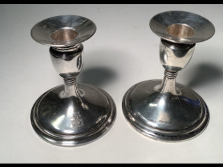 Kynttilänjalat, hopeaa