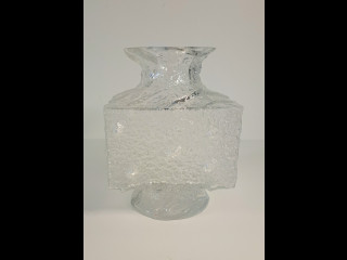 Iittalan Crassus maljakko,Timo sarpaneva