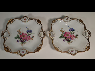 Koristeelliset lautaset