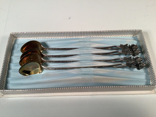 Hopeiset lusikat 4 kpl