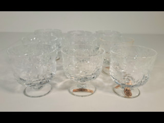 Pienet jalalliset kristallilasit USSR 9kpl