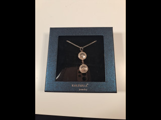 Kalevala koru hopeaa, Sydämellä