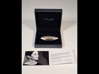 Ritva Liisa Pohjalainen rintakoru hopeaa