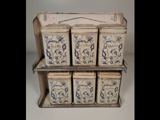 Peltiset maustepurkit+teline