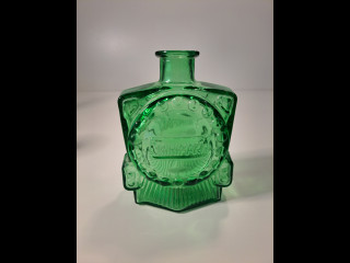 Riihimäen lasi Veturipullo, Erkkitapio Siiroinen