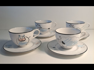 Isot eläinaiheiset kupit+lautaset