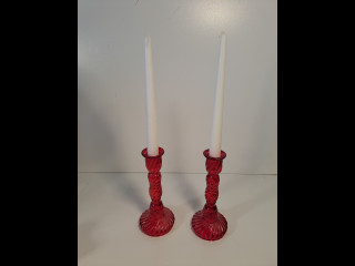 Punaiset kynttilänjalat