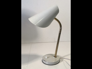 Pöytävalaisin Aris