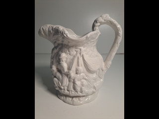 Koristeellinen kannu