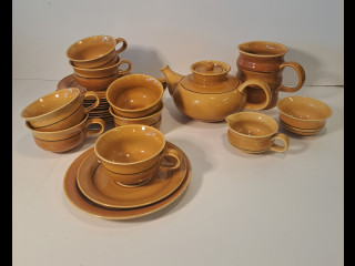 Astiasto keramiikkaa, Rörstrand