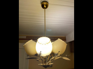 Itsu Valaisin 1950 luku virheetön