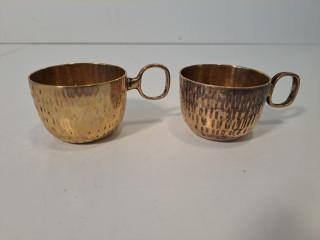 Vintage Pienet metalliset punssikupit 2kpl