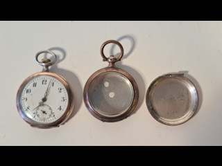 Taskukello ja kuoret hopeaa