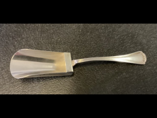 Pieni suolalusikka, hopeaa