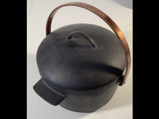 Valurautapata 3 l  Bisarri (Antti Nurmesniemi), valmistaja Högfors