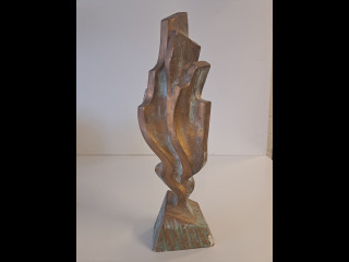 Kipsi taideteos "Elonliekki"signeerattu Kotilainen