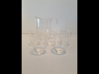 Vintagekannu ja 5kpl laseja