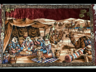 Seinävaate silkkiä