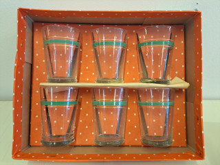 6kpl retro juomalaseja paketissaan