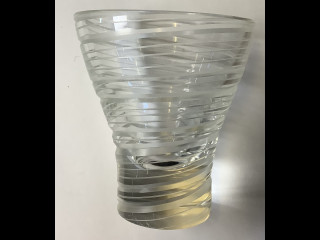 Iittalan lasi , Tapio Wirkkalan signeeraus,korkeus 10 cm