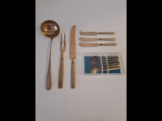 Messinkiset keittiövälineet