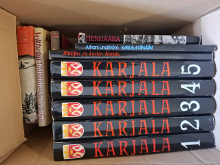 Kirjoja KARJALA 1-5 ym.