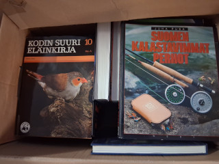 Erä kirjoja