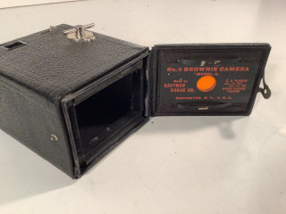 Kodakin. No.0 Brownie camera model A